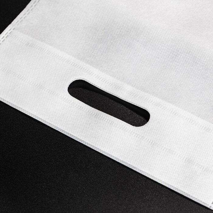D Cut Non woven Carry Bags White - Image 4